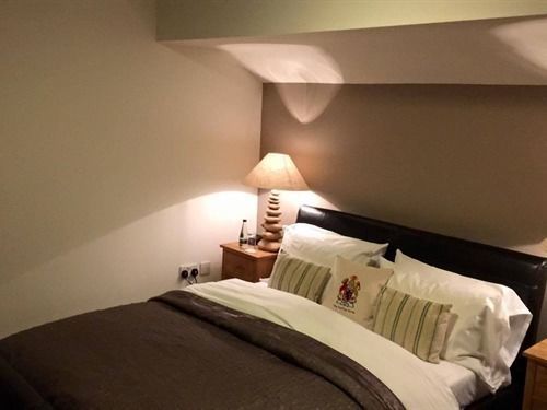 Inn The Fairfax Arms